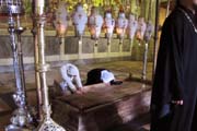 20101221s_HolySepulchreAnointingStone